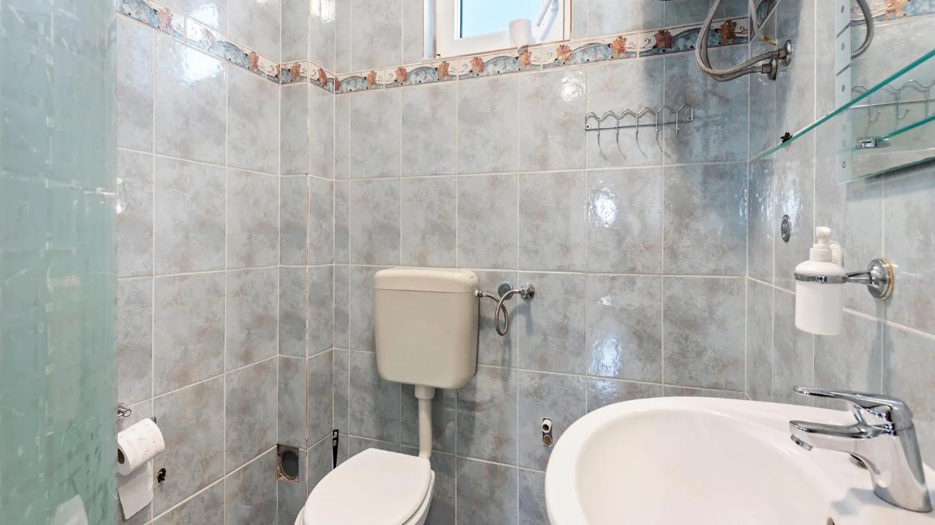 Homely Apartment In Vir With Balcony