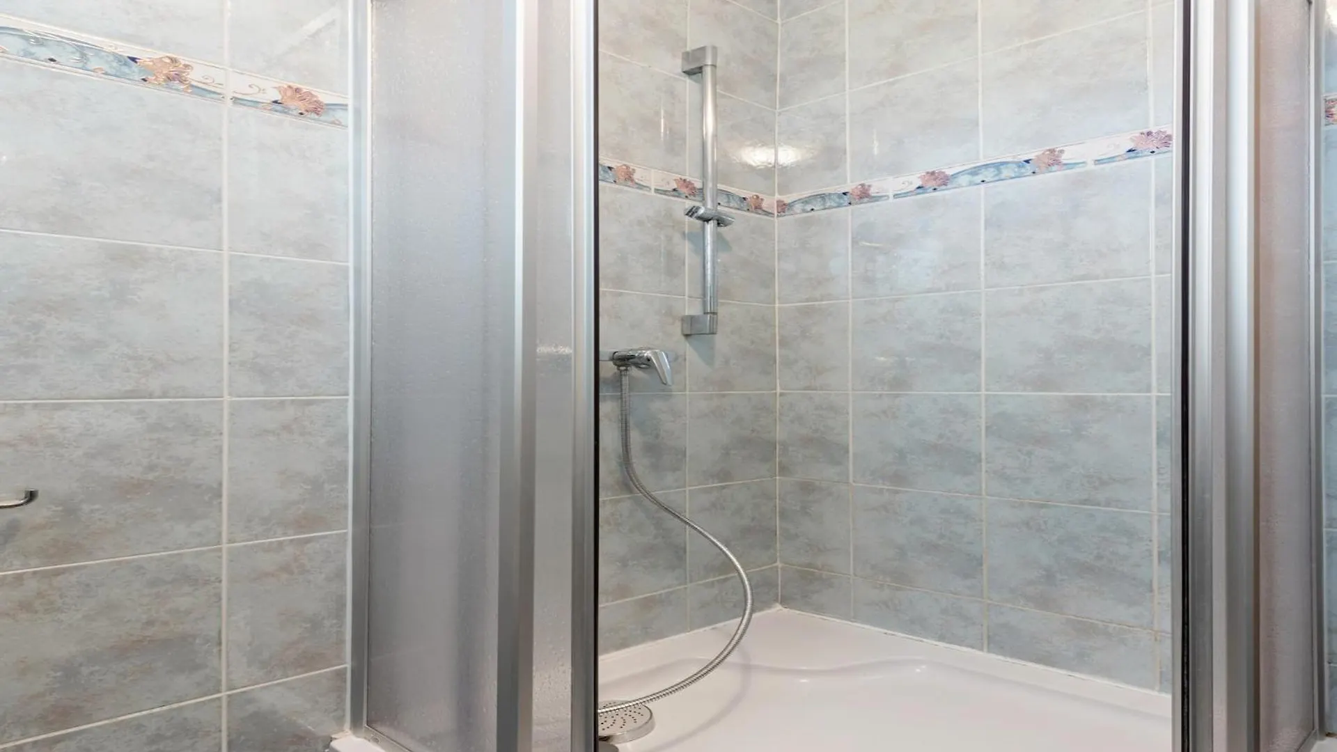Homely Apartment In Vir With Balcony