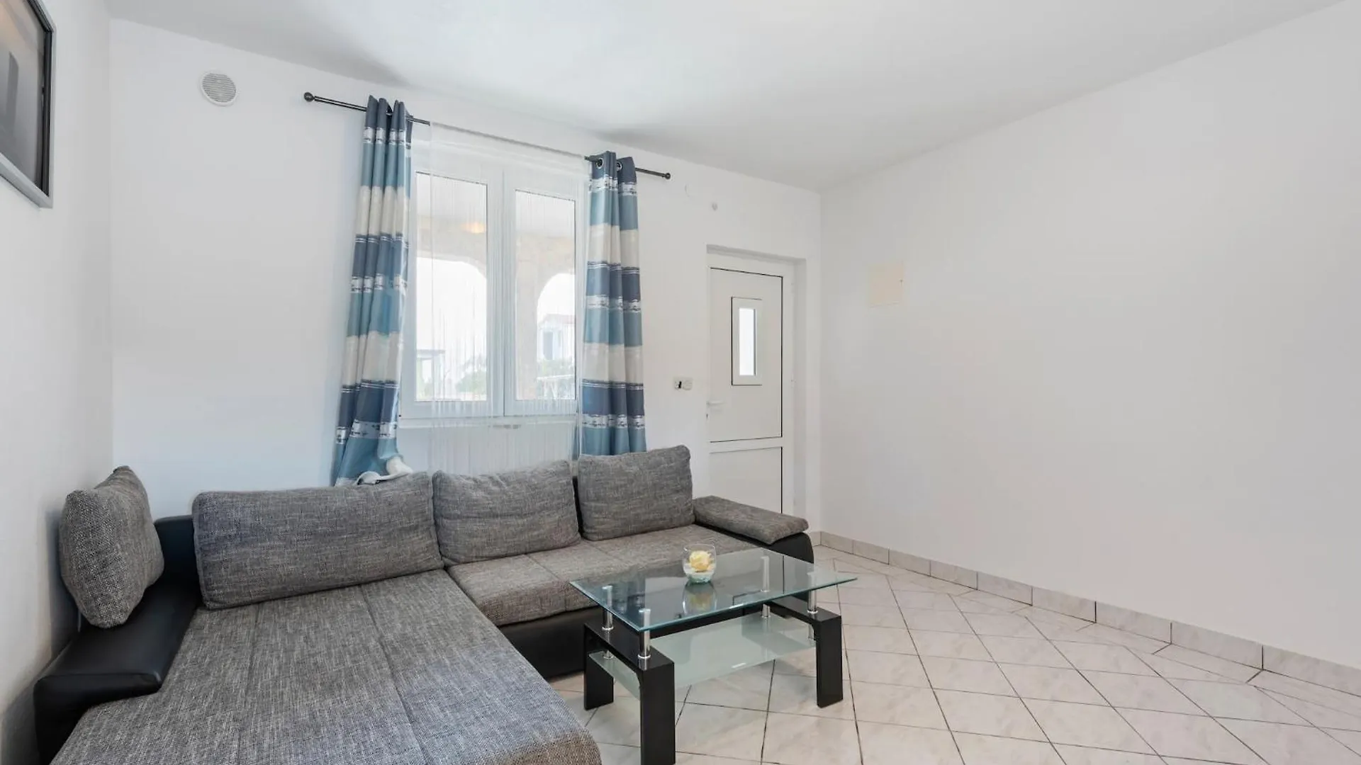 Homely Apartment In Vir With Balcony Croatia