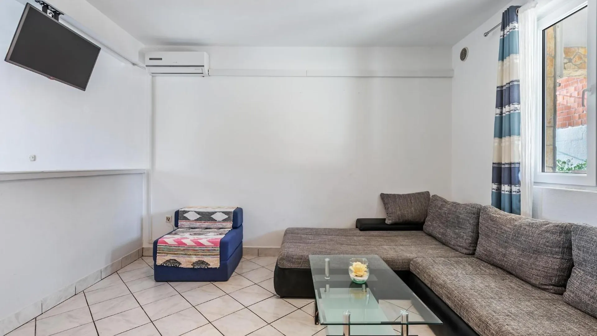 Homely Apartment In Vir With Balcony Croatia